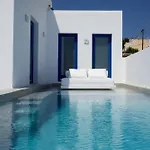 Thadeos With Private Jetted Pool ثيرا