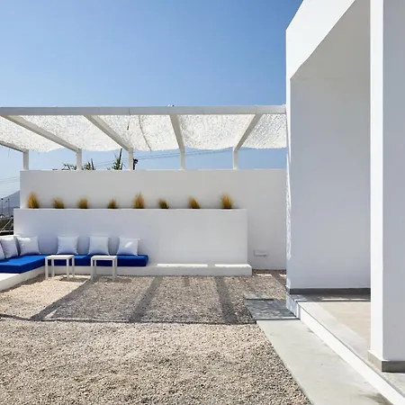 빌라 Thadeos With Private Jetted Pool *