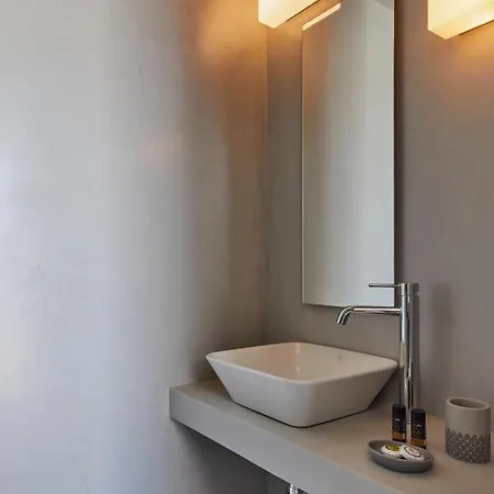 Thadeos With Private Jetted Pool Villa *