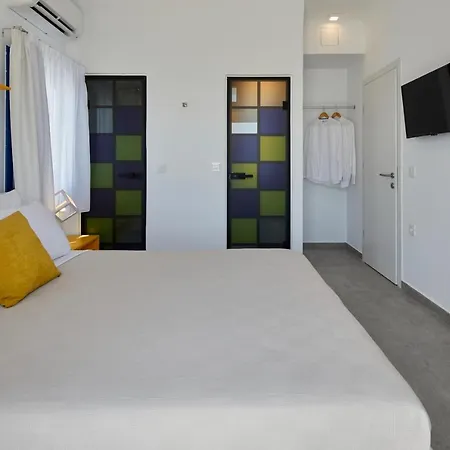 Villa Thadeos With Private Jetted Pool Fira (Santorini)