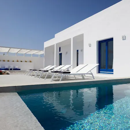 Thadeos With Private Jetted Pool Villa