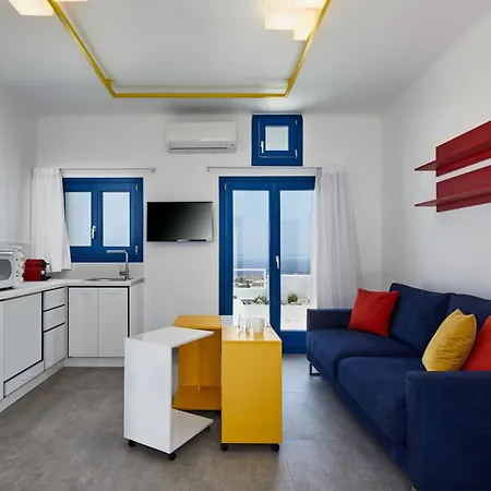 Thadeos With Private Jetted Pool Villa Fira (Santorini)