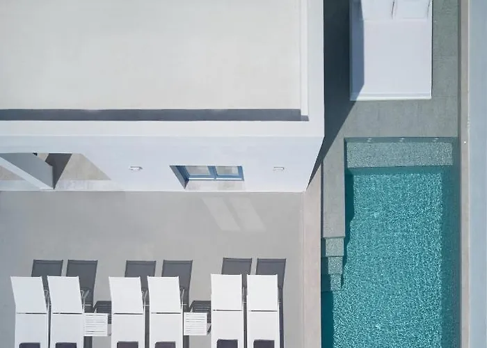 Thadeos With Private Jetted Pool ヴィラ *