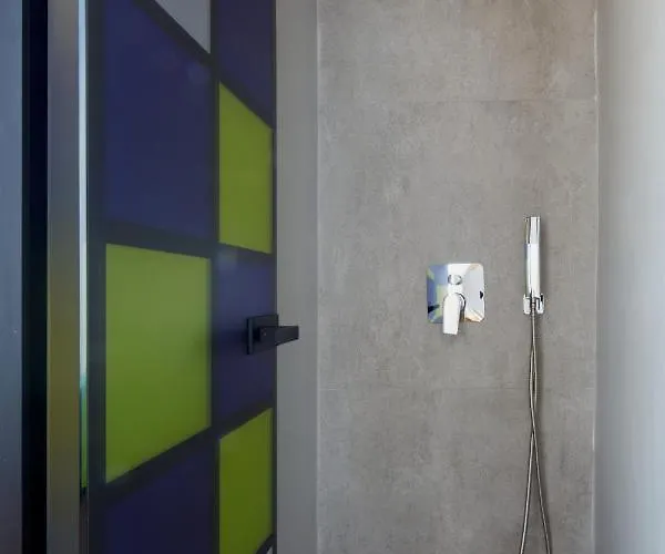 ヴィラ Thadeos With Private Jetted Pool *