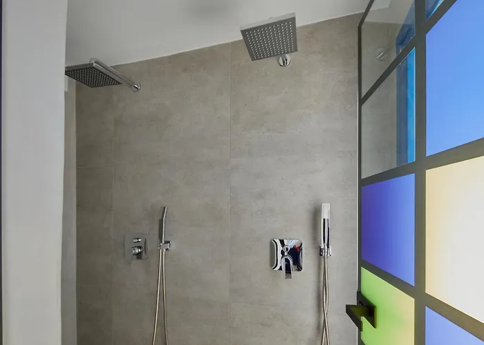 Thadeos With Private Jetted Pool ヴィラ *