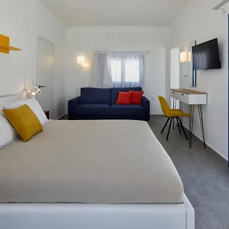 别墅 Thadeos With Private Jetted Pool