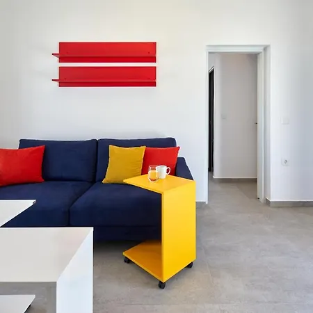 Thadeos With Private Jetted Pool